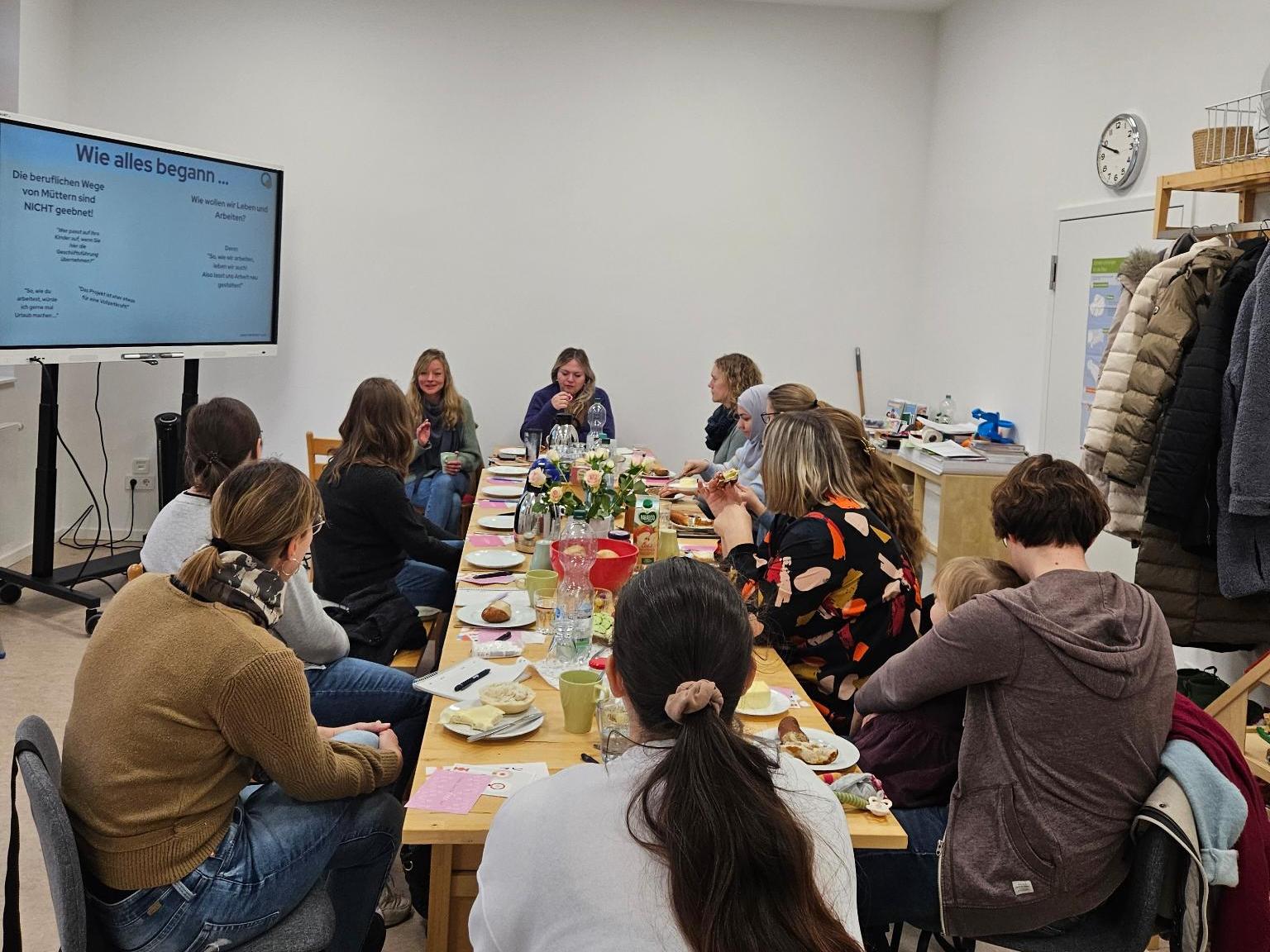 Die Teilnehmerinnen wurden durch den Vortrag von Hanna Jones ermutigt.